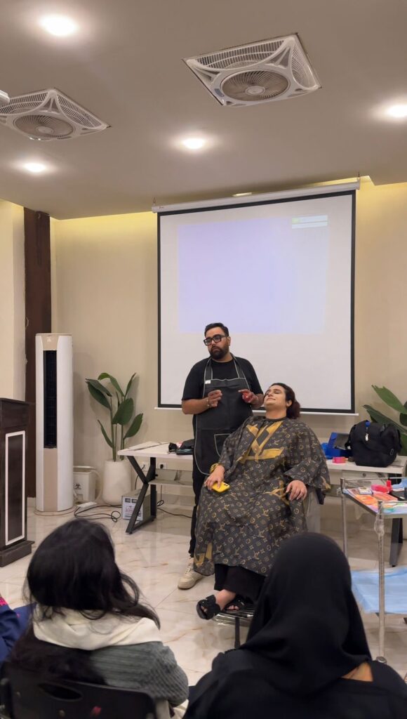 Eyebrow Microblading in Lahore – Professional Training at Cosmetology Edge