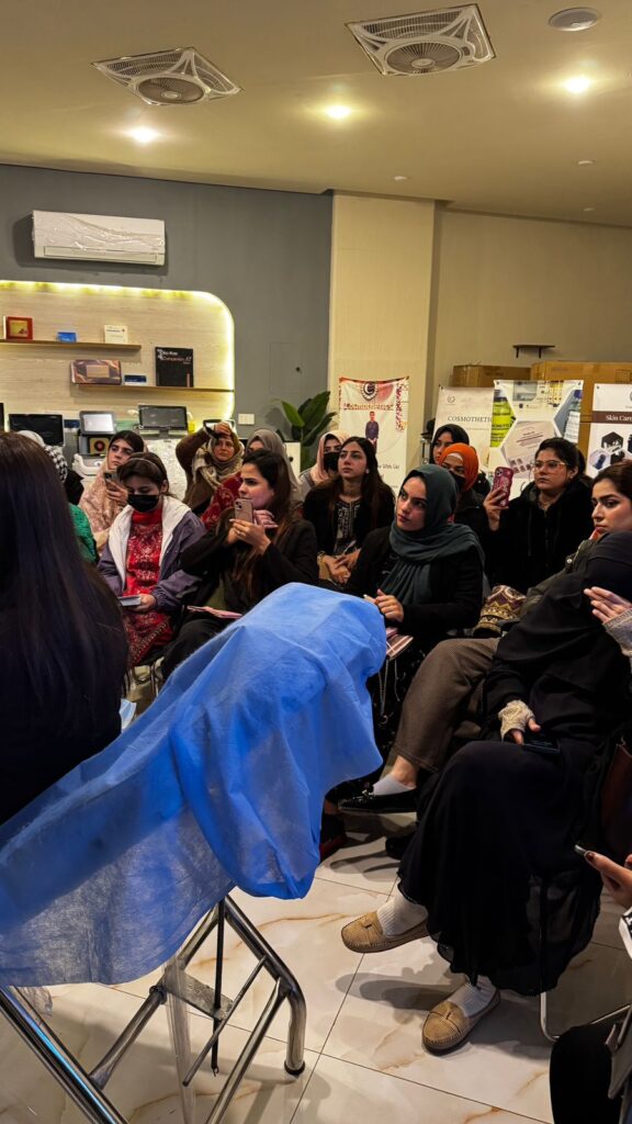 Best Institute for Makeup Artist Course | Professional Makeup Training