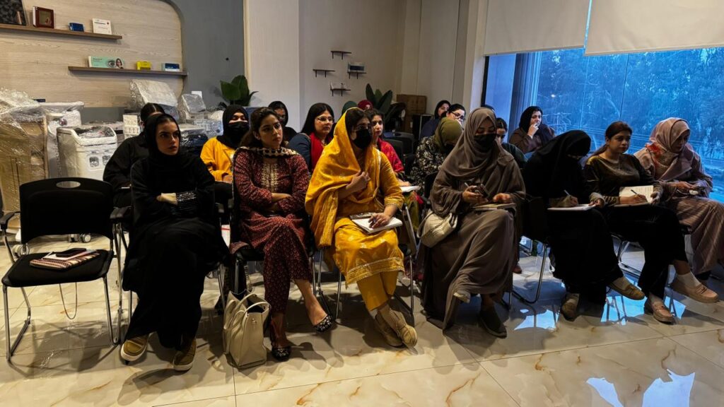 Makeup Classes in Lahore | Professional Makeup Course