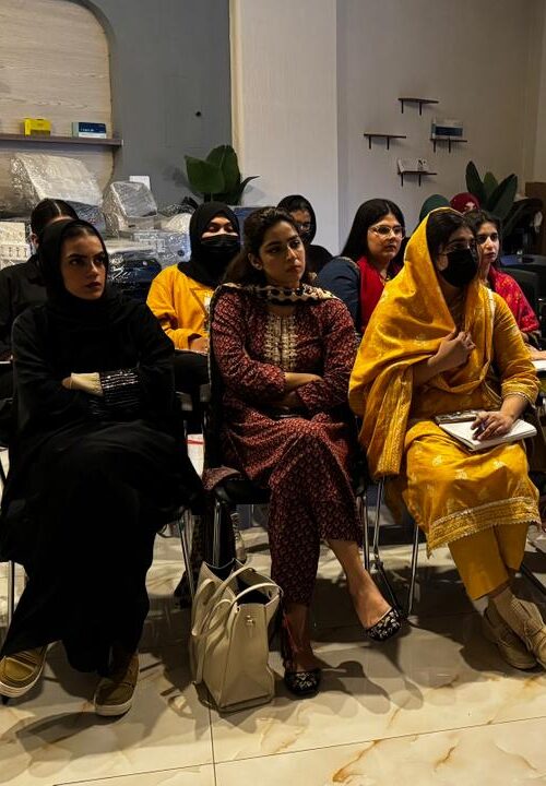 Read more about the article Makeup Classes in Lahore | Professional Makeup Course